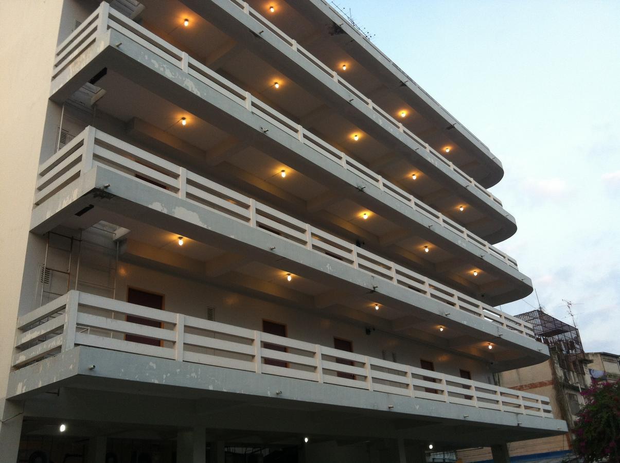 Sakol Hotel Nakhonratchasima Eksteriør billede